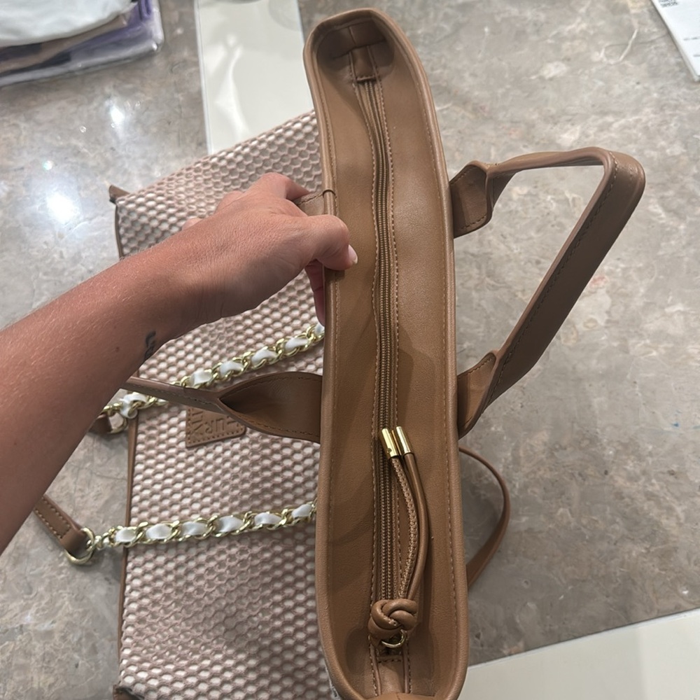 Naturalizer tote - Picture 13 of 15